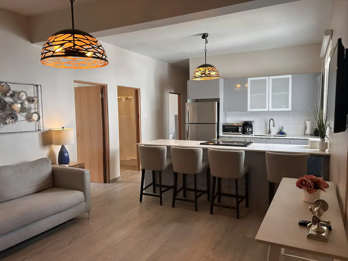 featured 4br:3ba